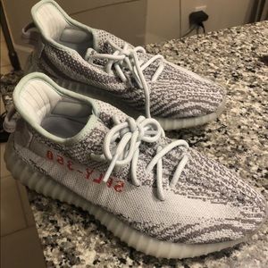 Authentic yeezy size 6
